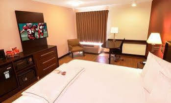 Red Roof Long Island - Garden 3*